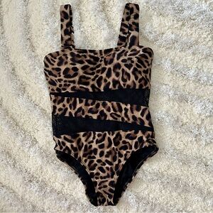 Carmen Marc Valvo Leopard One Piece Mesh Cutout Swimsuit Women’s Plus Size 14